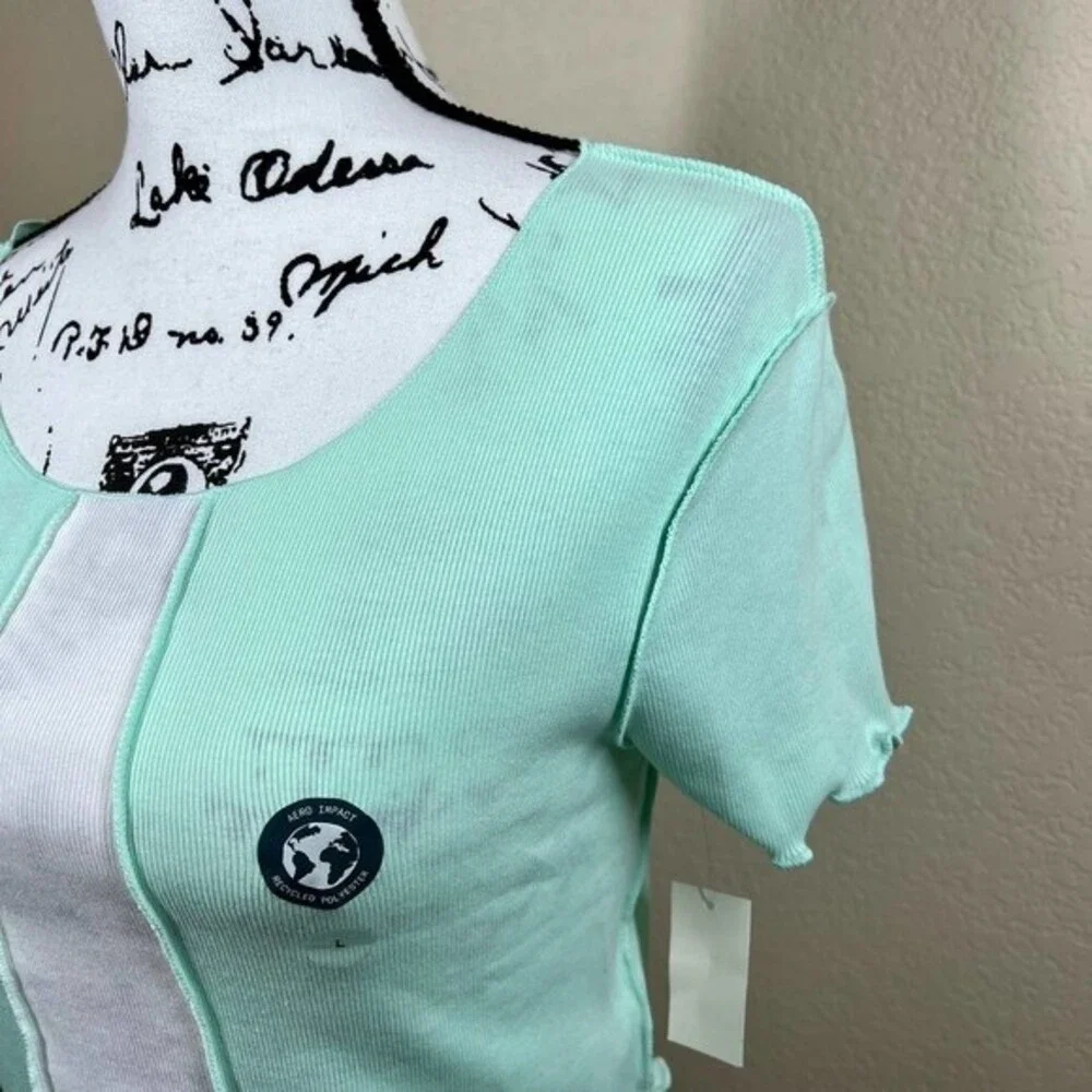 Aeropostale mint green  crop top lettuce hem baby tee top size L streetwear - Picture 9 of 16